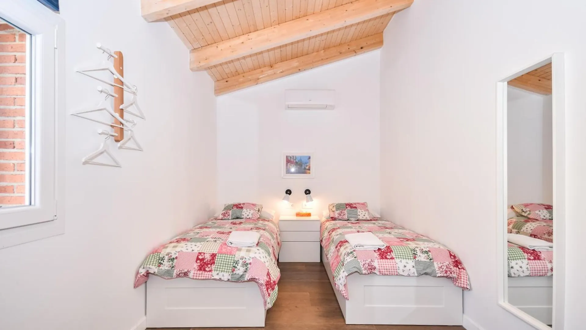 Acogedora Suite Con Entrada Independiente Masnou Aparthotel